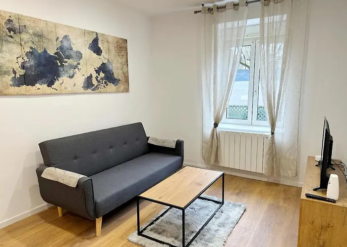 Rs-0 - Appartement F2 Au Rdc A Mulhouse Pour 1-3 Pers