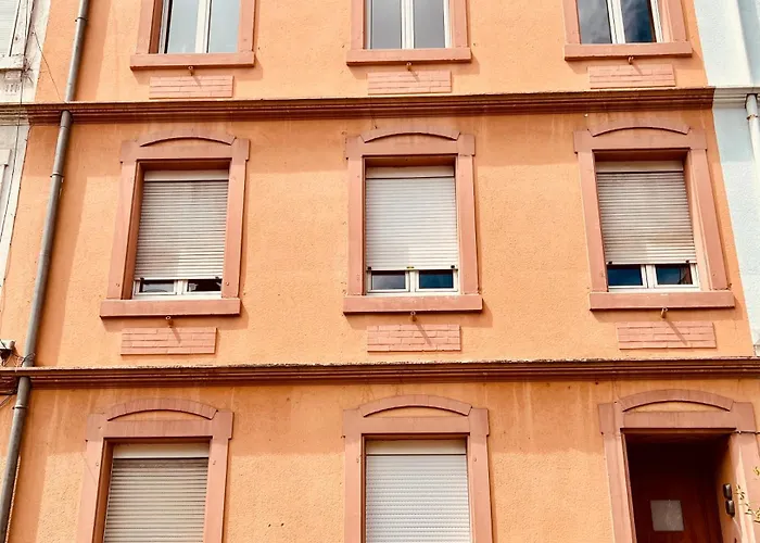 Rs-0 - Appartement F2 Au Rdc A Mulhouse Pour 1-3 Pers