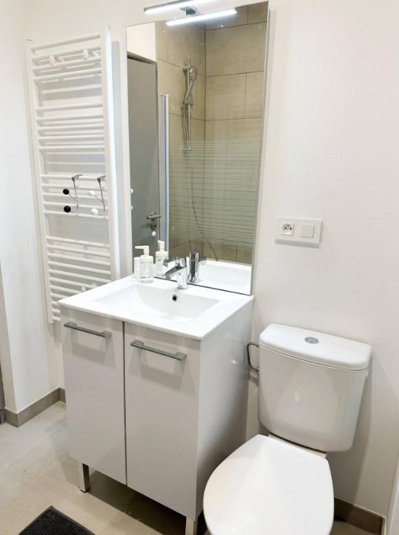 Rs-0 - F2 Au Rdc A Pour 1-3 Pers *